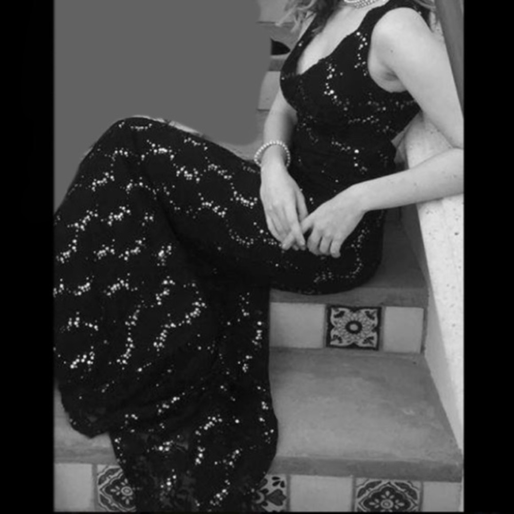 Black lace mermaid dress, floor length backless